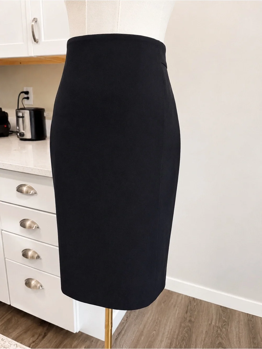 Ann Taylor Navy Pencil Skirt 2 Career Office Business Stretch Lined Classic